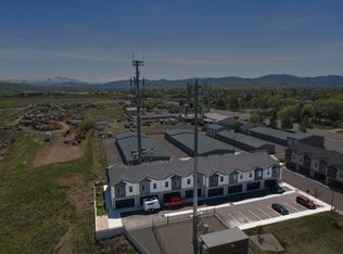 858 E 250 N, Hyrum, UT 84319