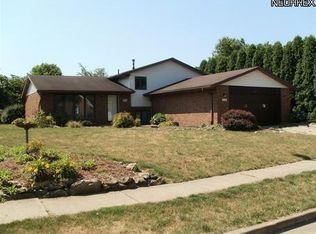 163 Karns Dr, Dover, OH 44622
