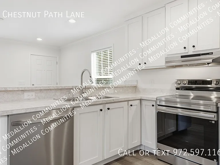 7 Chestnut Path Ln — Photo 6