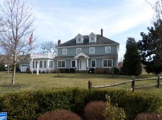 27 Black Point Horseshoe St, Rumson, NJ 07760