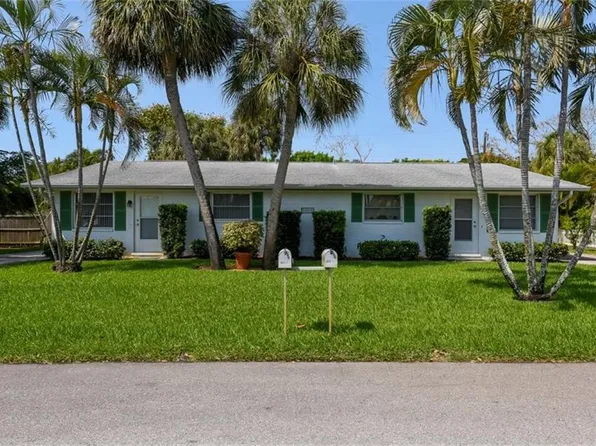 7306 Holmes Blvd #A, Holmes Beach, FL 34217