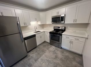 100 Orchard St APT B5, Rensselaer, NY 12144