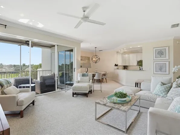 1600 Clermont DR #J-302, NAPLES, FL 34109