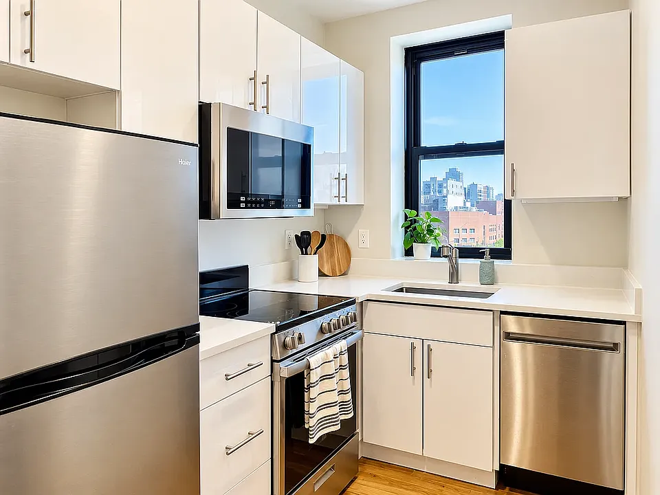 831 Beacon St #5B