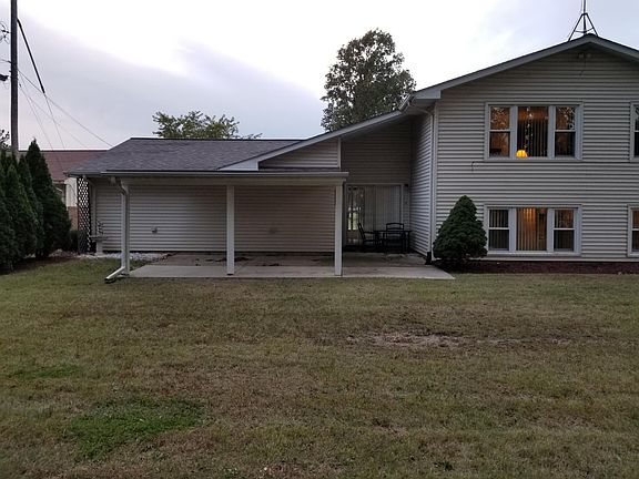 3rd image of 4407 Marshall Ave Unit 2
