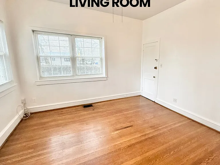 421 Otter St #1B — Photo 3