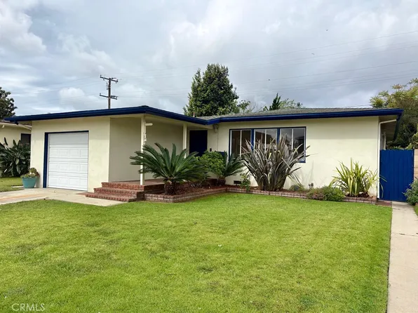 1911 Snowden Ave, Long Beach, CA 90815