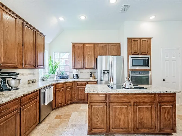 17218 Hamilwood Dr — Photo 8