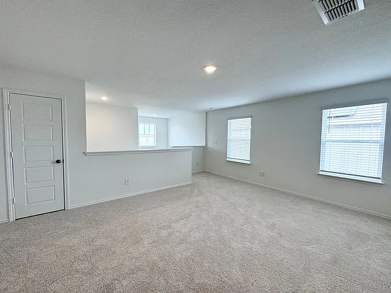 4089 Lily Glade Ln — Photo 34