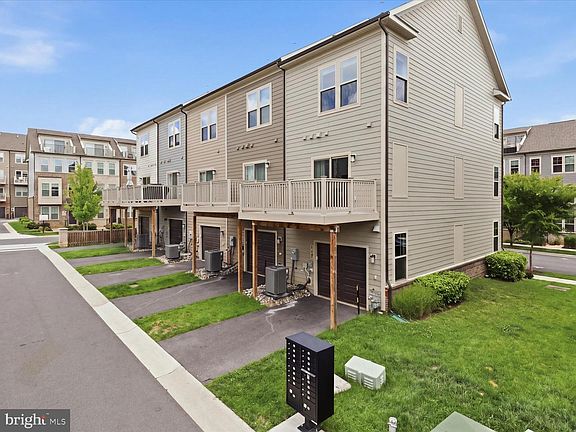 4th image of 117 Stowe Dr