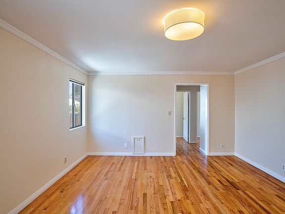 4th image of 804 S Westboro Ave