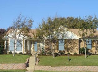 301 Macarthur Blvd, Coppell, TX 75019
