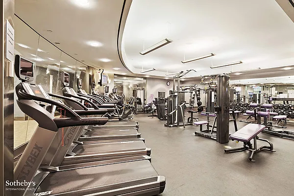 Rented by Sotheby's International Realty | media 13