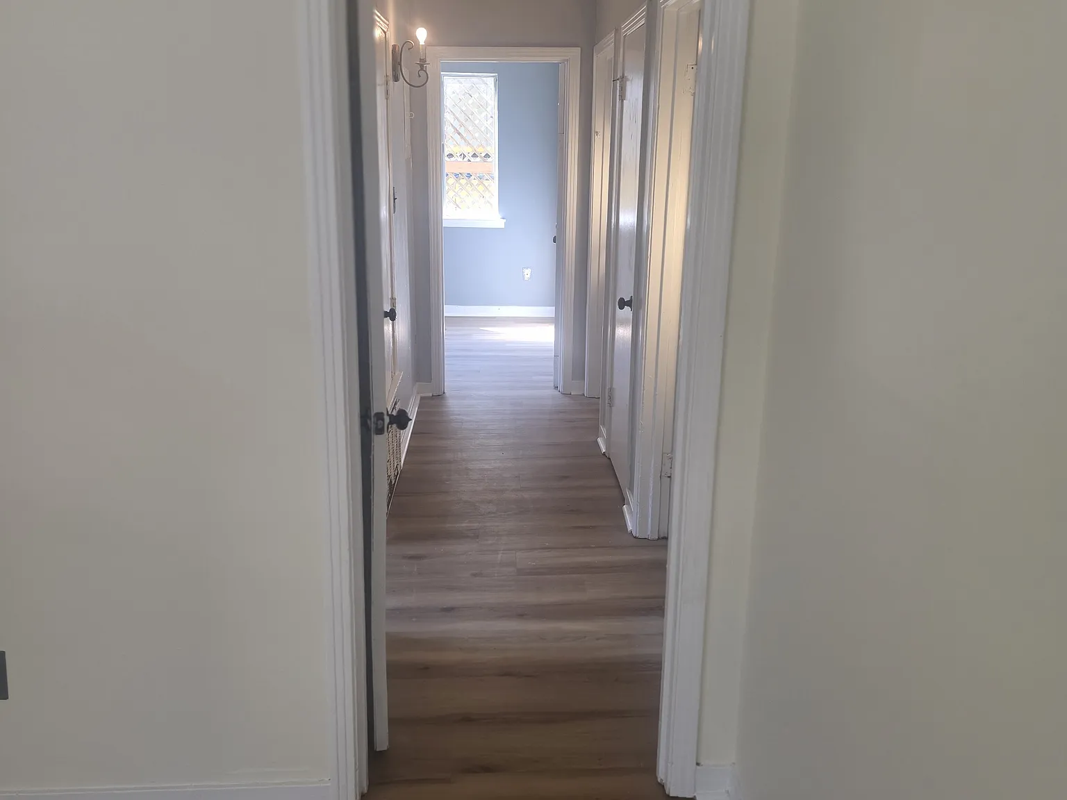 3 bed, 1128 sqft, $1,100 — Photo 4