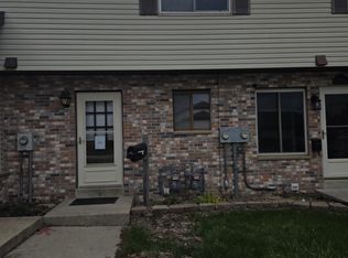 890 Bishop Ct, Fond Du Lac, WI 54935