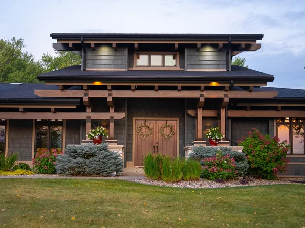 32979 County Road 1, La Crescent, MN 55947