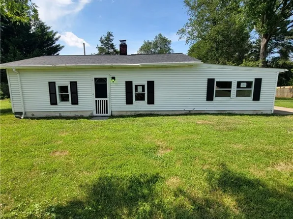 21090 Blackjack Rd, Culpeper, VA 22701