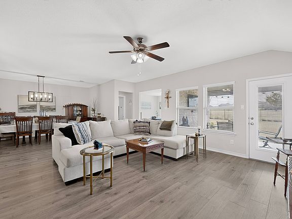 4th image of 311 Colony Way