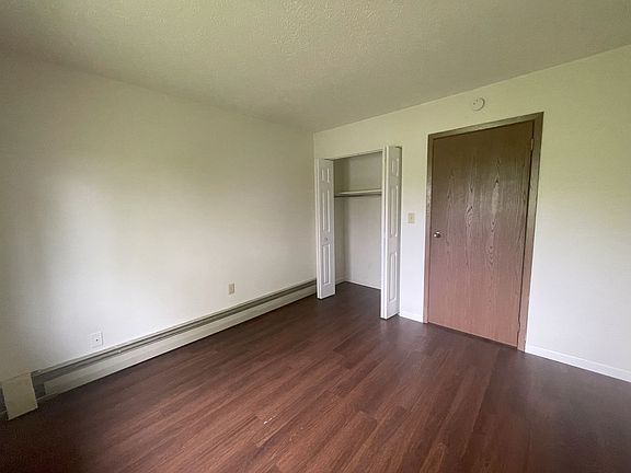 5th image of 204 S Hess St #204