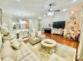 4525 Camel St, Metairie, LA 70001