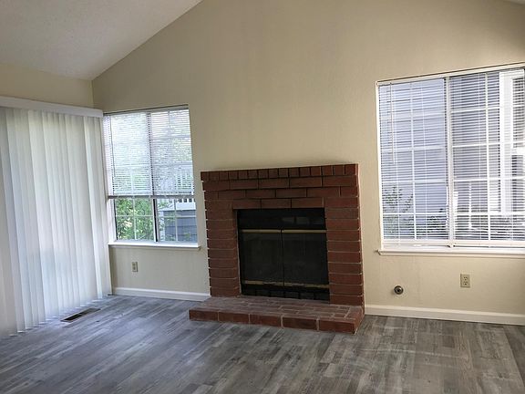 4th image of 1260 Shelby Creek Ln
