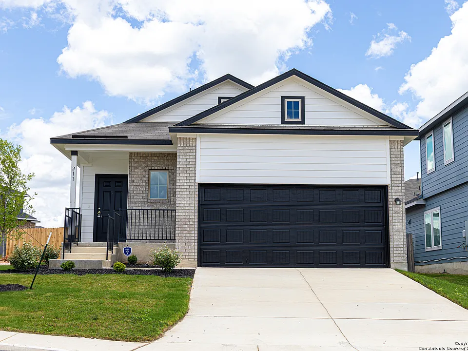 211 Antelope Valley
