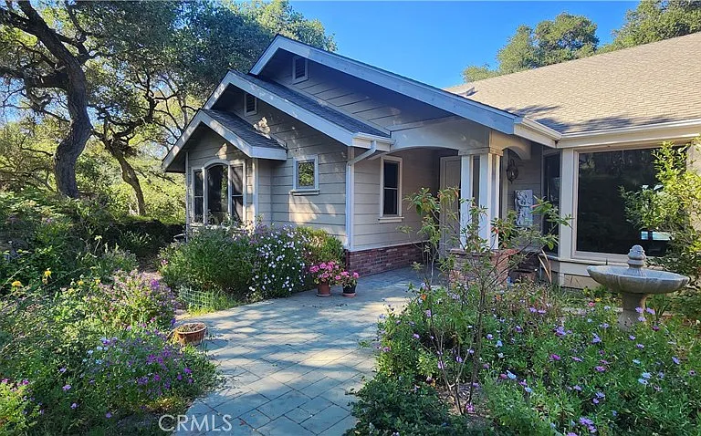 1961 Vineyard View Ln — Photo 9