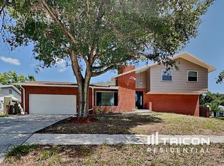 2213 Kingswood Ln, Brandon, FL 33511