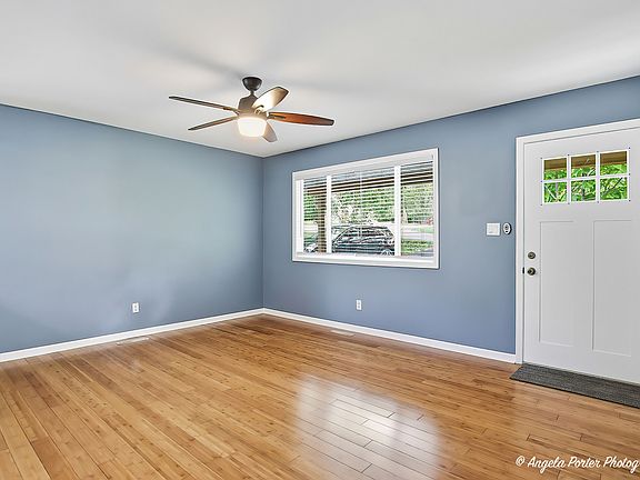 4th image of 9019 Pine Ave