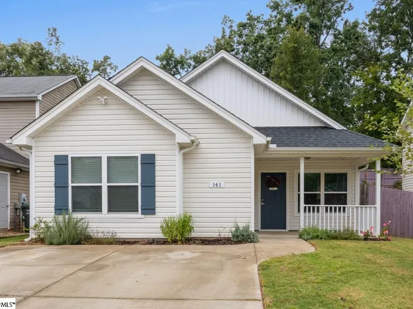 141 Cosmos Ln, Greer, SC 29651