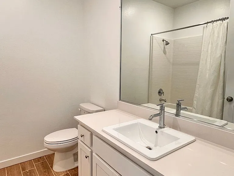 9408 Willow Terrace Dr — Photo 12