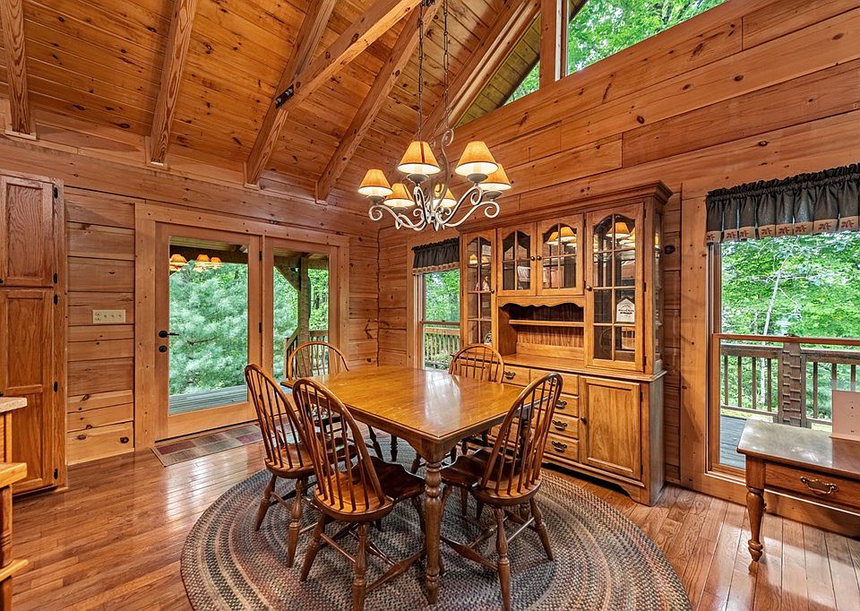 19th image of 66 Windy Hill Dr