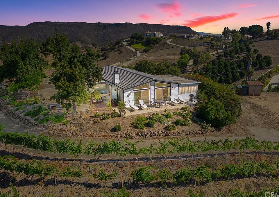 1st image of 25125 Terreno Dr