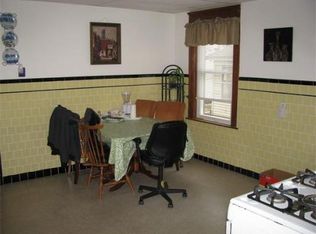 14 Bedford Ave, Worcester, MA 01604