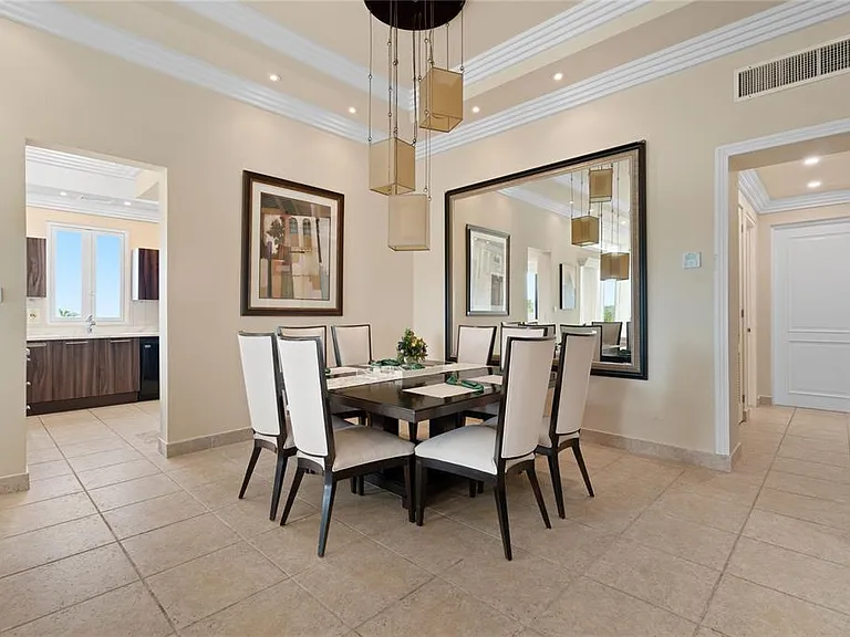 500 Ocean Dr #553 — Photo 8