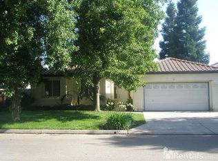 5962 W Chennault Ave, Fresno, CA