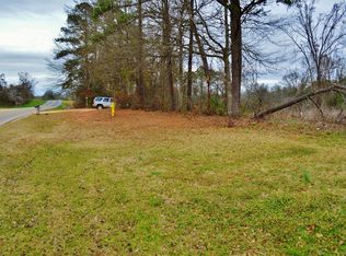 1902 Deatsville Hwy, Millbrook, AL 36054