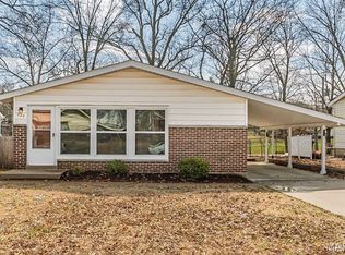 520 Pinellas Dr, Saint Louis, MO