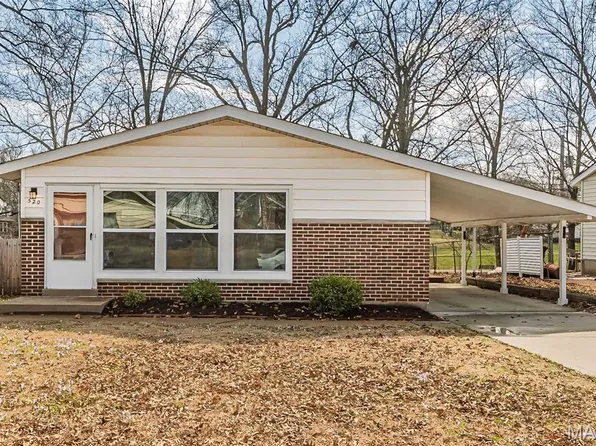 520 Pinellas Dr, Saint Louis, MO 63126