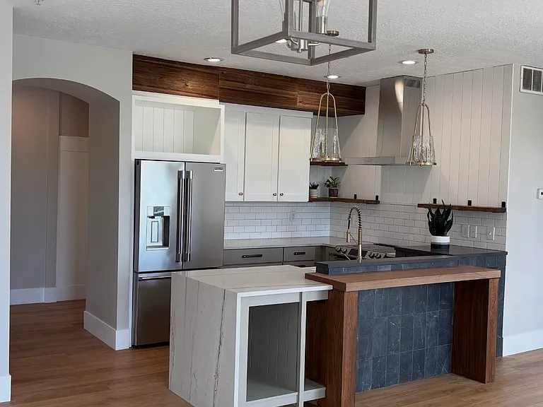 3066 W Desert Lily Dr #NA — Photo 2