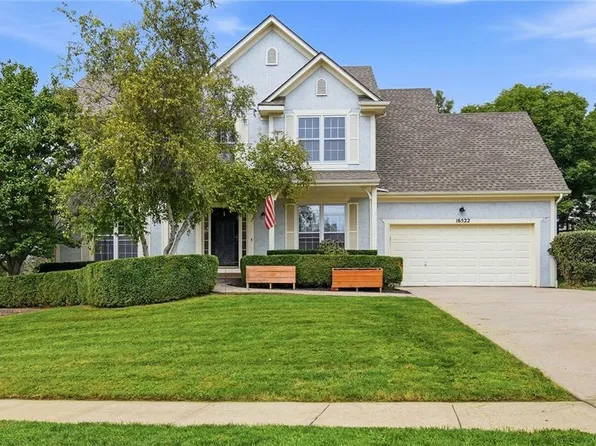 16522 W 81st St, Lenexa, KS 66219