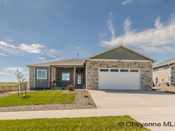 2251 Pack Saddle Rd, Cheyenne, WY 82007