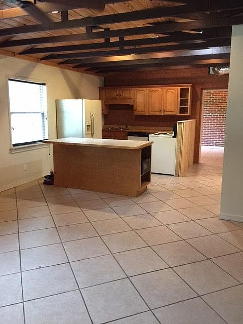 1st image of 7909 Lawton St #B
