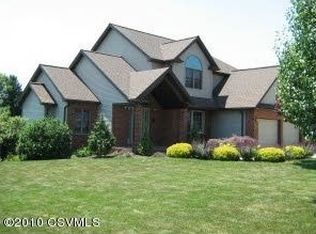 7 Farley Cir, Lewisburg, PA 17837