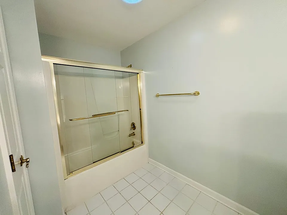 1104 Caldwell Dr