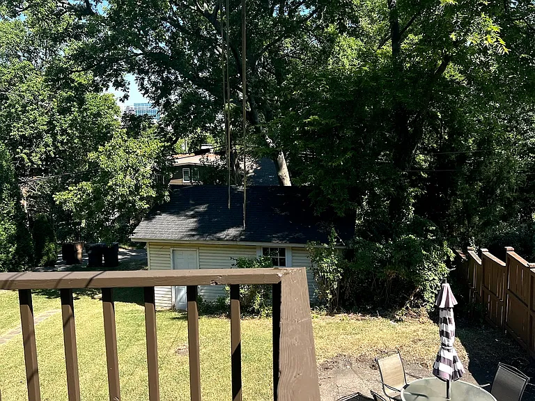 1808B Ashwood Ave — Photo 15
