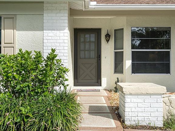 4th image of 6223 Glen Eagles Ct