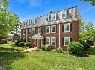 3008 S Abingdon St APT C2, Arlington, VA 22206