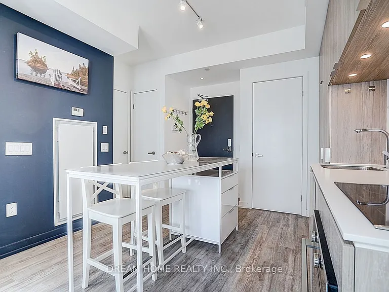 77 Shuter St #2611 — Photo 12