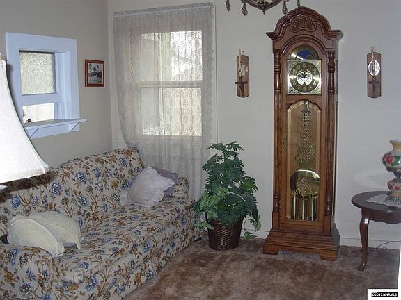 3rd image of 130 Penrose Ln